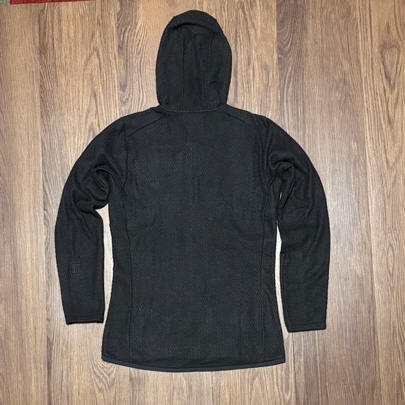 Patagonia R1 Air Jacket w Hood - Picture 5 of 9